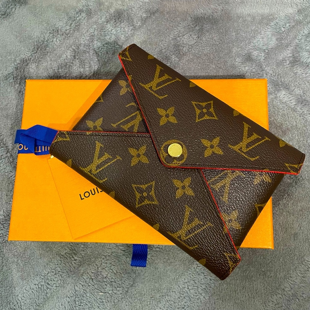 LV Monogram MEDIUM Kirigami